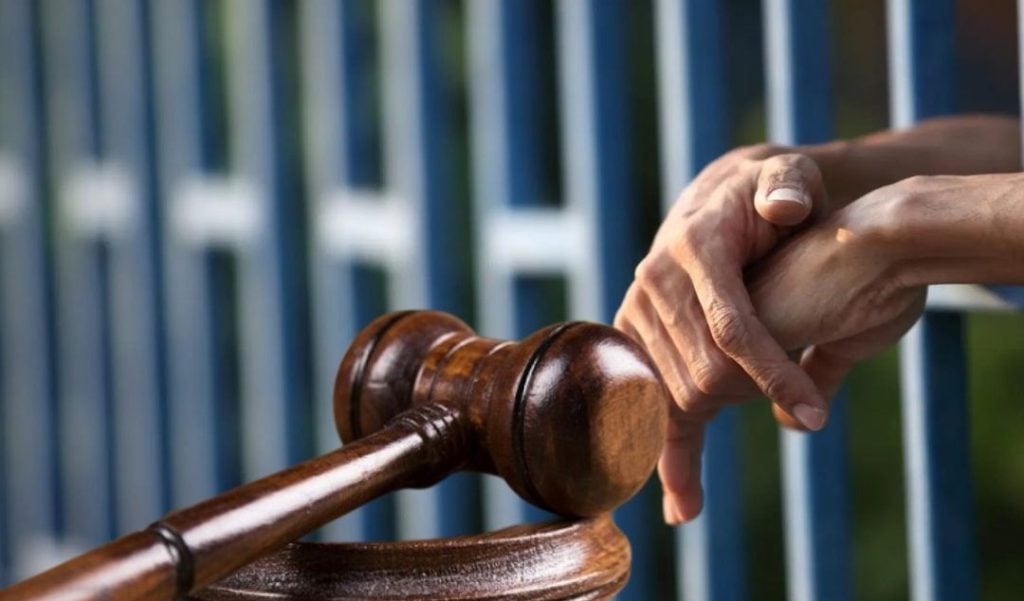 Condenan hombre a 15 años de prisión por cometer incesto contra su hija en Puerto Plata post thumbnail image
