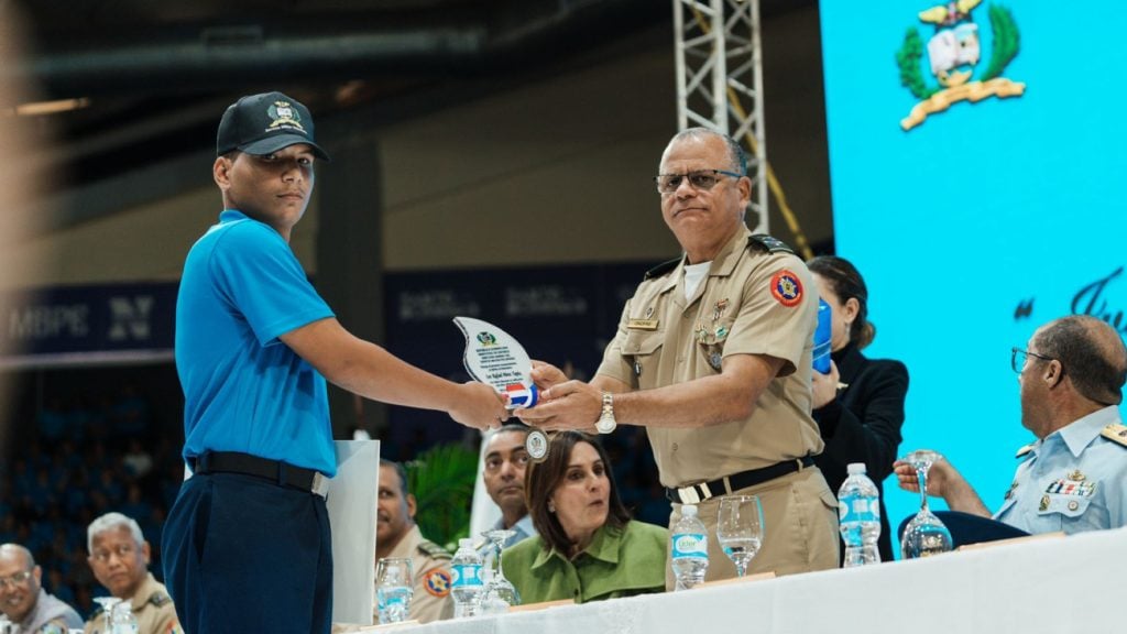 SMV gradúa a 6,617 jóvenes en “Programa de Formación en Valores” post thumbnail image