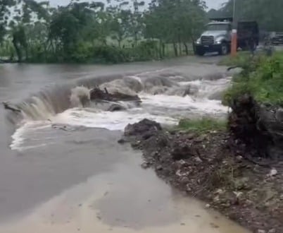 VIDEO: Lluvias dejan localidades incomunicadas en Puerto Plata post thumbnail image