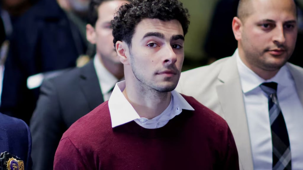 Luigi Mangione se declara no culpable de los cargos de asesinato y terrorismo post thumbnail image