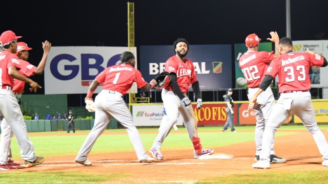 Junior Caminero es elegido MVP de la Serie Final de Lidom post thumbnail image