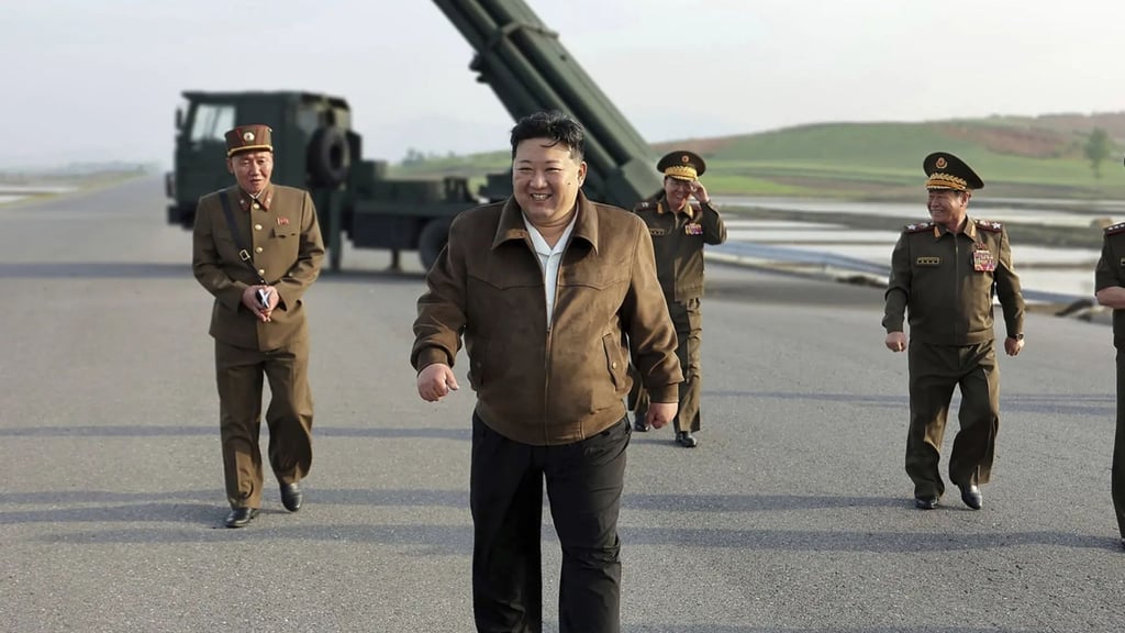 Kim Jong-un dispara varios misiles de corto alcance hacia el mar de Japón post thumbnail image