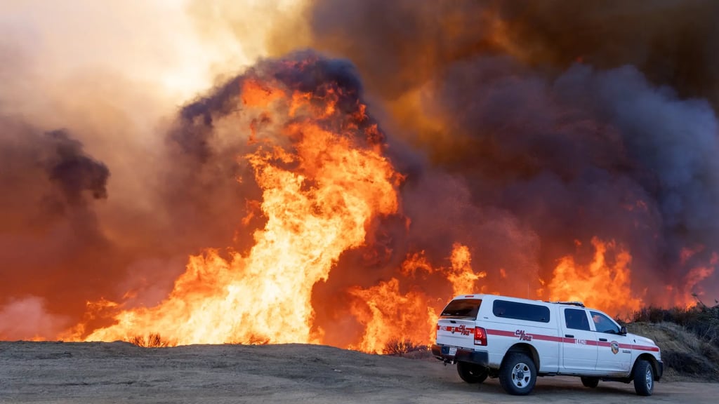 Se declara un nuevo incendio en California en plena alerta por fuertes vientos post thumbnail image