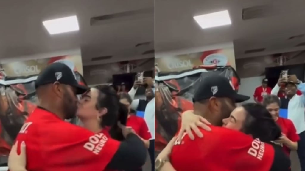 ¡El beso de la victoria! Así celebró Albert Pujols con Nicole el triunfo escarlata post thumbnail image