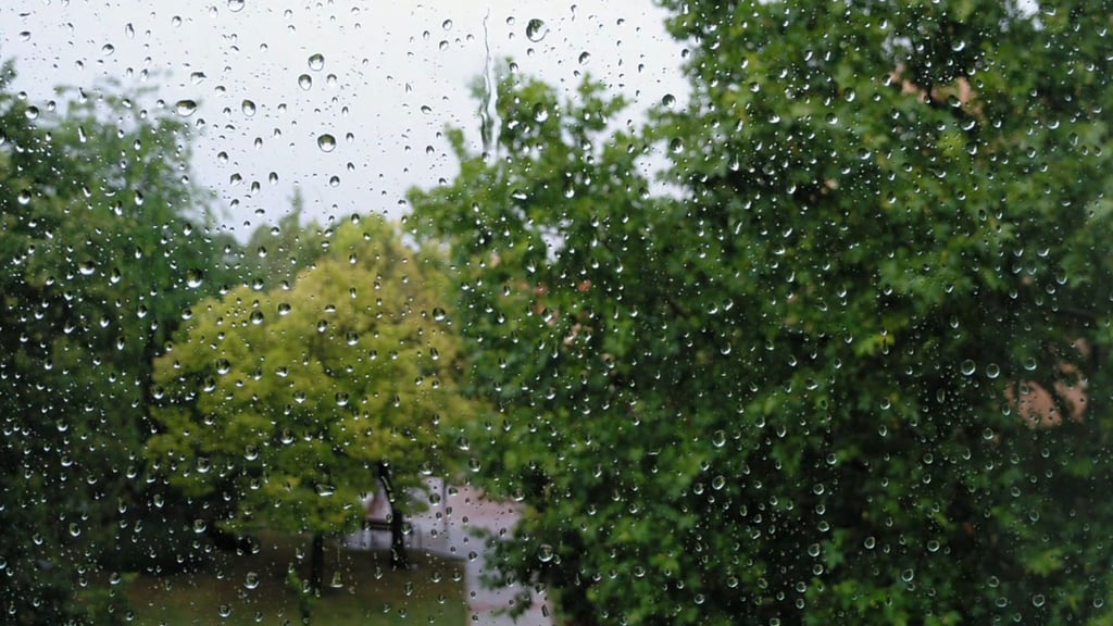 Vaguada provocará lluvias débiles y dispersas este domingo post thumbnail image