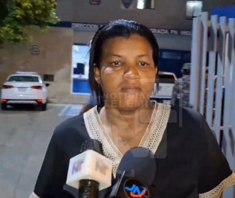 VIDEO: Ministerio Público gestiona que mujer que lanzó osamenta de hija en Fiscalía Higüey reciba asistencia post thumbnail image
