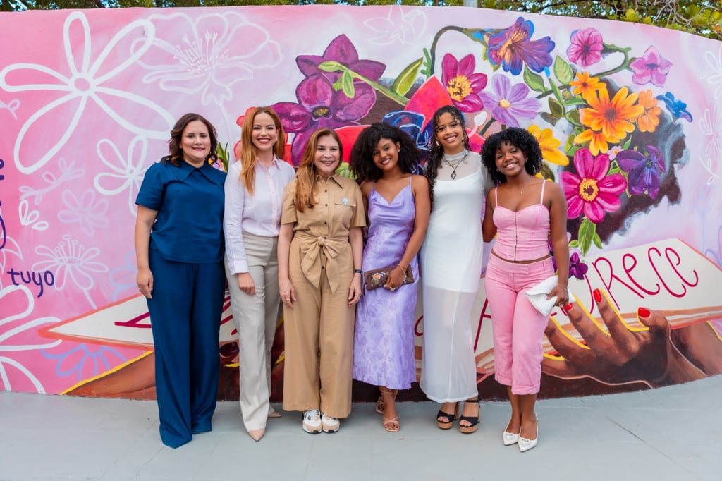Alcaldía DN y Centro Carter develan mural sobre el derecho a la información de las mujeres post thumbnail image