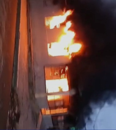 Incendio en La Bombita, Azua, deja a madre y tres hijos sin hogar post thumbnail image