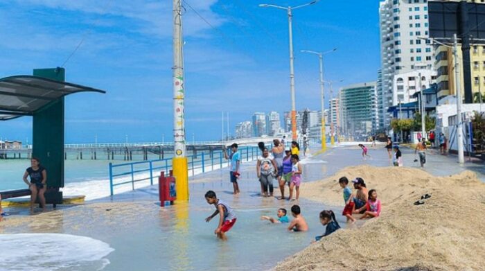 Mueren cinco personas en playas de Australia tras fuerte oleaje post thumbnail image
