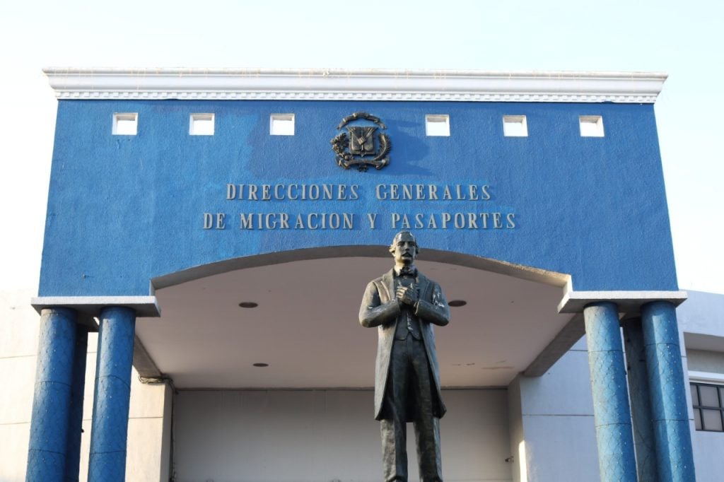Dirección General de Migración apoya egreso voluntario haitianos indocumentados post thumbnail image