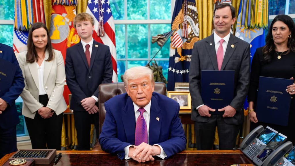 Trump anuncia alto el fuego total entre India y Pakistán post thumbnail image