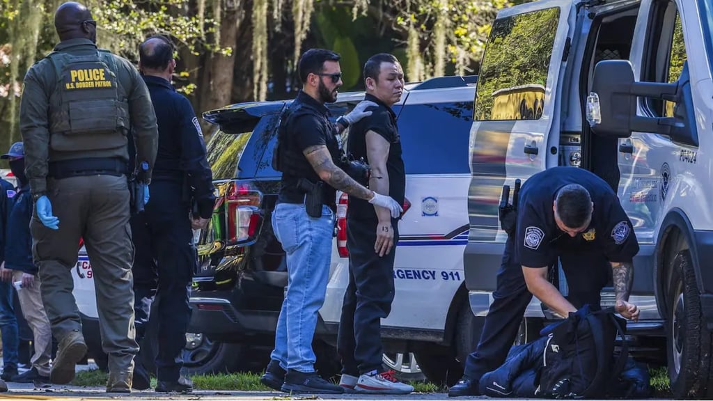 Arrestan más de 20 inmigrantes en una construcción en Florida post thumbnail image