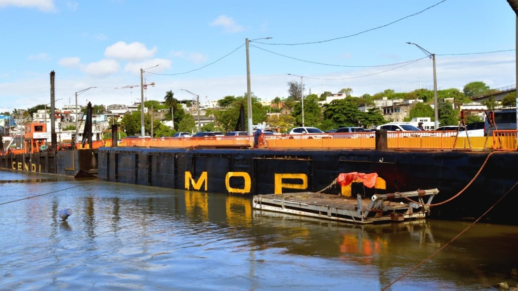 Obras Públicas cerrará el Puente Flotante durante dos horas este sábado post thumbnail image