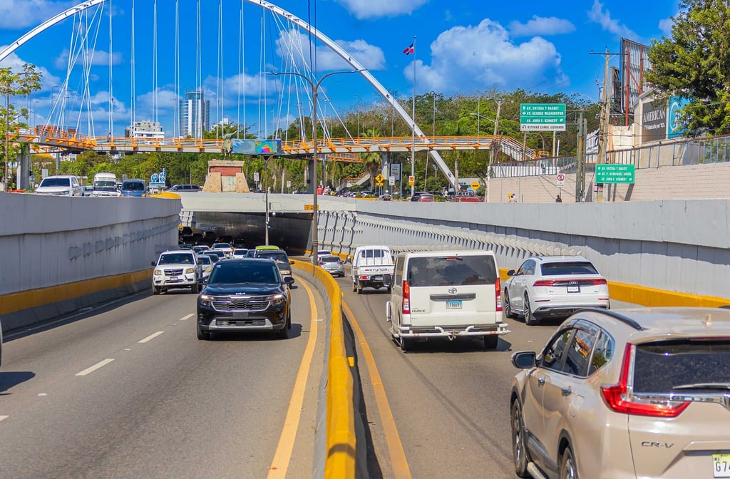 Intervienen puentes, túneles y elevados del Gran Santo Domingo para mantenimiento post thumbnail image