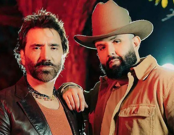 «Me Está Doliendo»: León y Fernández al unísono le cantan al desamor post thumbnail image