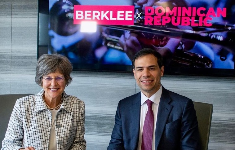 Berklee College ofrecerá educación musical a estudiantes dominicanos post thumbnail image