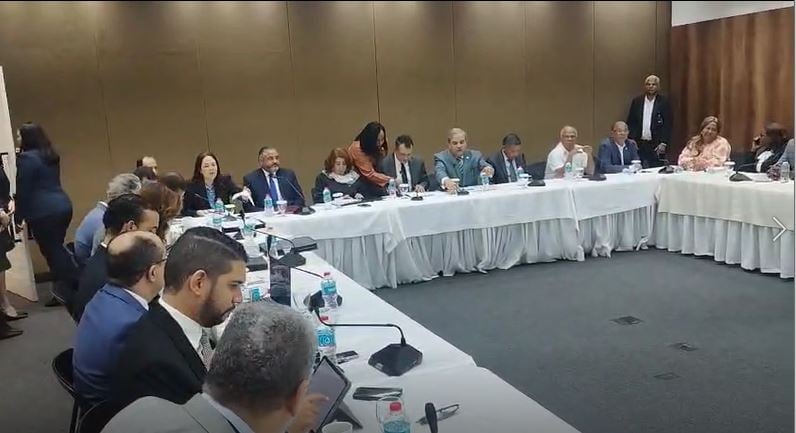 VIDEO: Debaten proyecto sobre candidatos independientes post thumbnail image