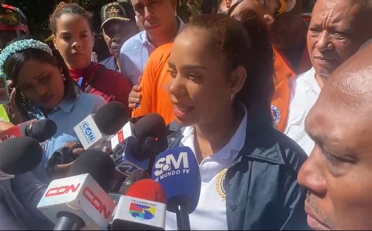 VIDEO: «Aquí nadie ha dormido”, dice alcaldesa SDN tras búsqueda niña arrastrada por cañada post thumbnail image